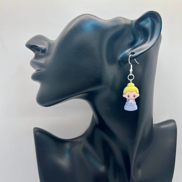 Princess Earrings - Disney Inspired Earrings - Frozen & Cinderella Earrings - Picture 8 of 10